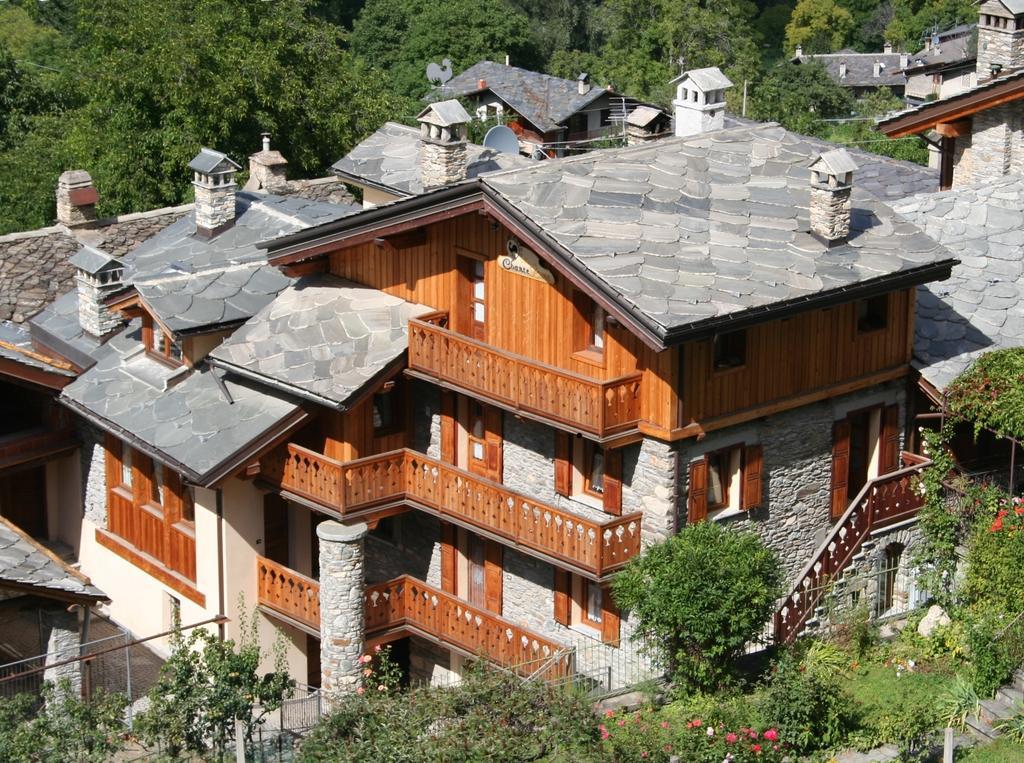 Maison Chante Lune Introd Luaran gambar
